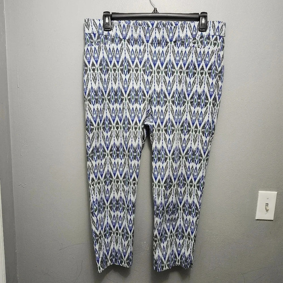 Chico's women's Pull-On multicolor pants size 18 geometric blue and white - Picture 1 of 8
